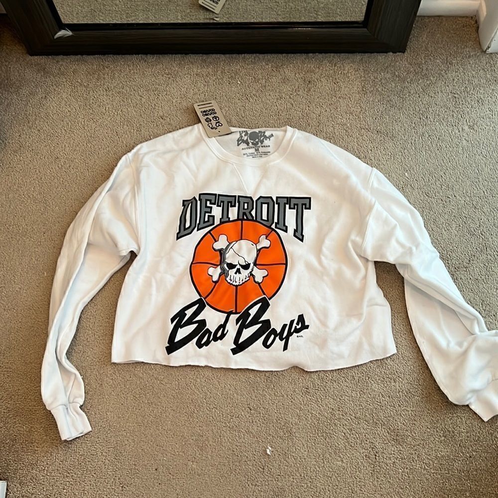 NWT Medium Detroit Sweatshirt 